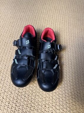 Peloton cycling shoes Size 40
